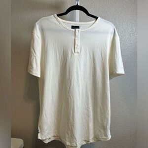 NWT CUTS Clothing Men’s Cream Long Sleeve Curve Hem Tee Shirt Athletic- Size XL